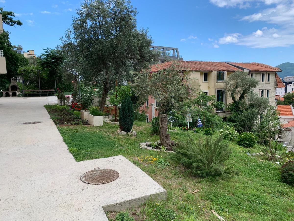 Family Rafailovici - Free Parking Apartment